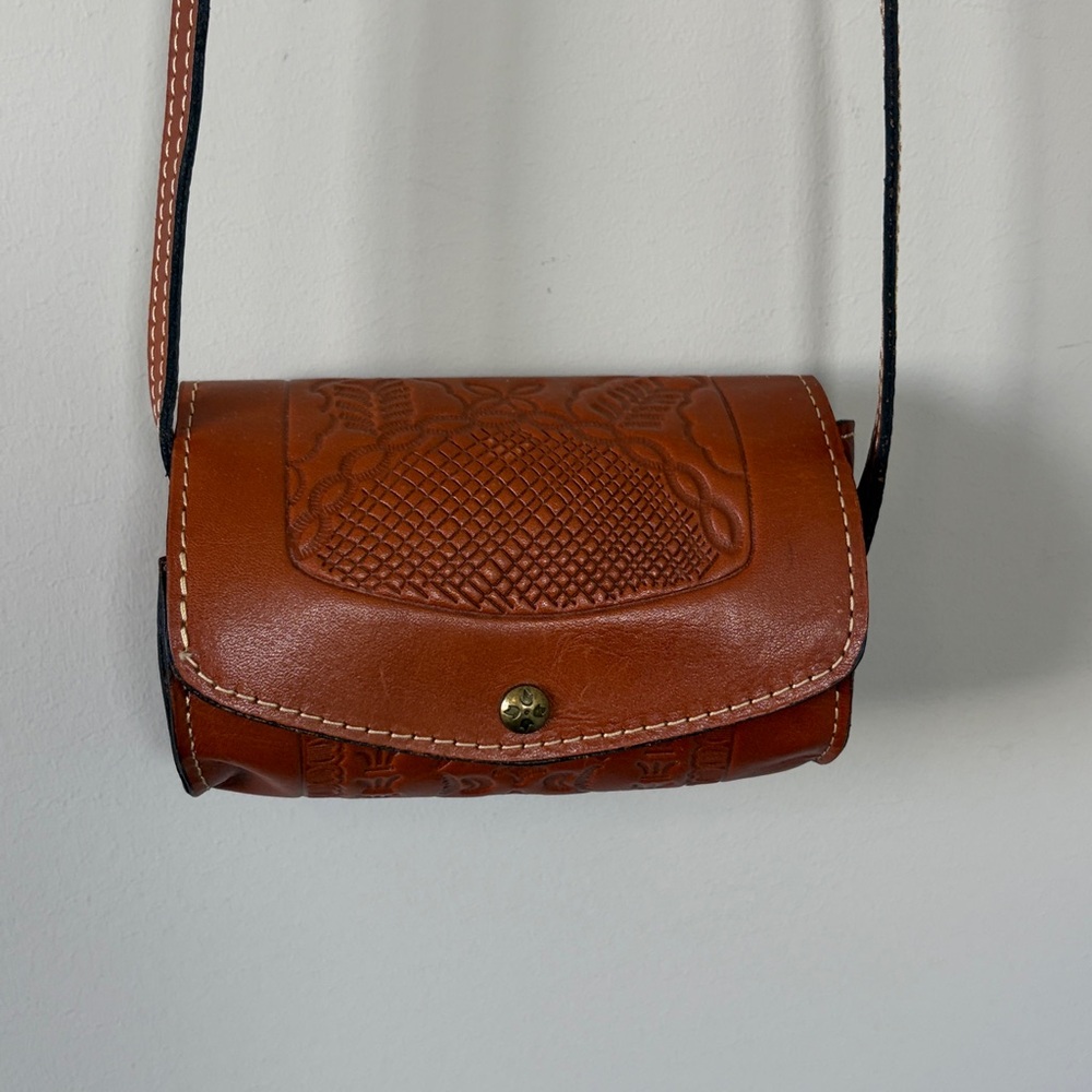 Patricia Nash Amatrice Tooled Italian Leather Roll Crossbody Bag Brown - Picture 1 of 10